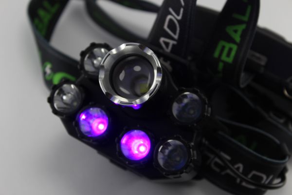 Налобный фонарик Bailong BL-T73-T6+UV