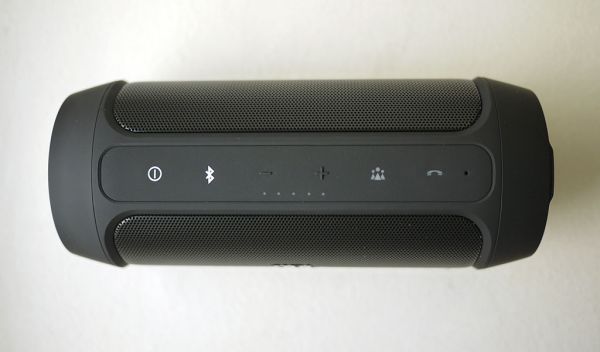 Портативная Bluetooth-колонка Charge 2+