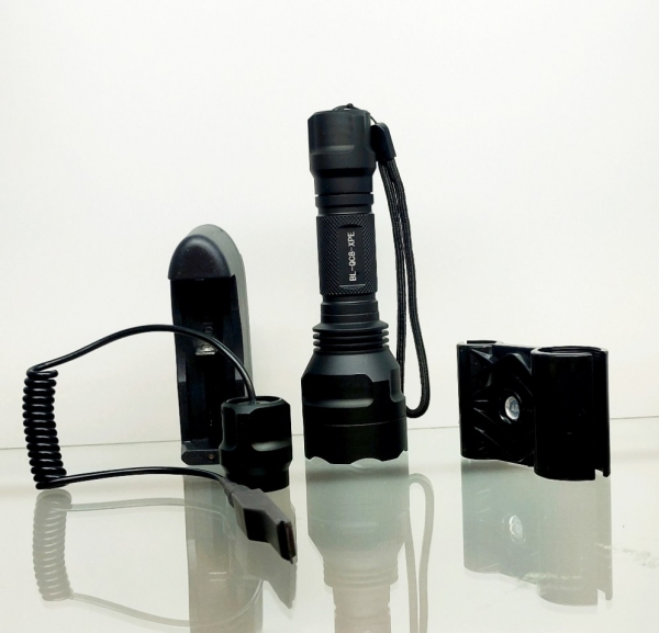 Подствольный фонарик Police BL-QC8
